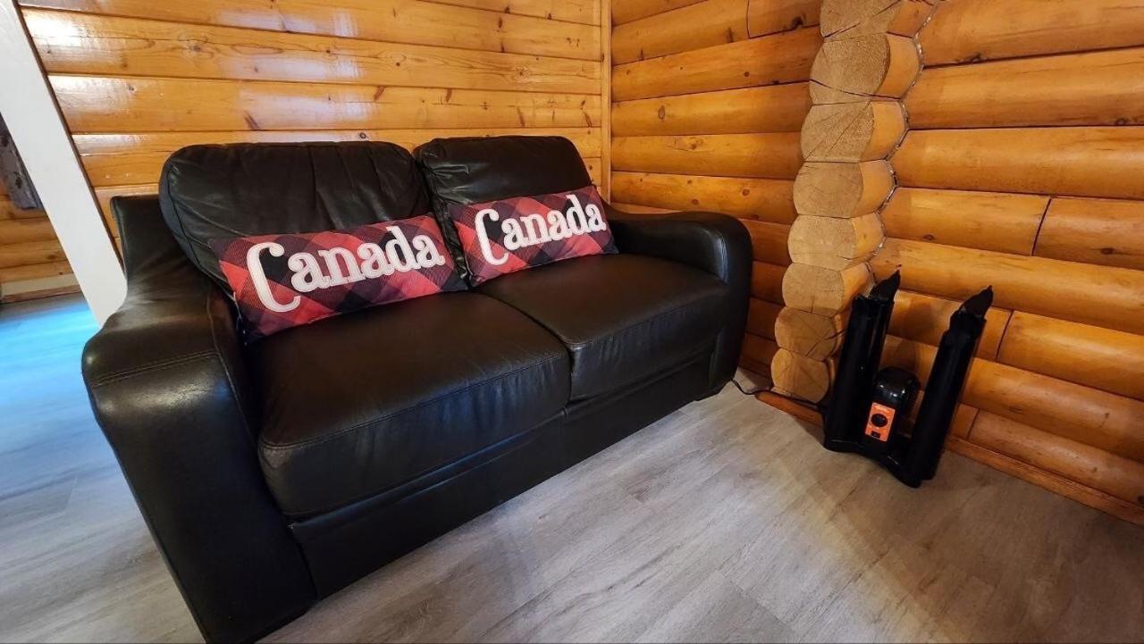 Mt. Revelstoke Alpine Chalets Екстер'єр фото