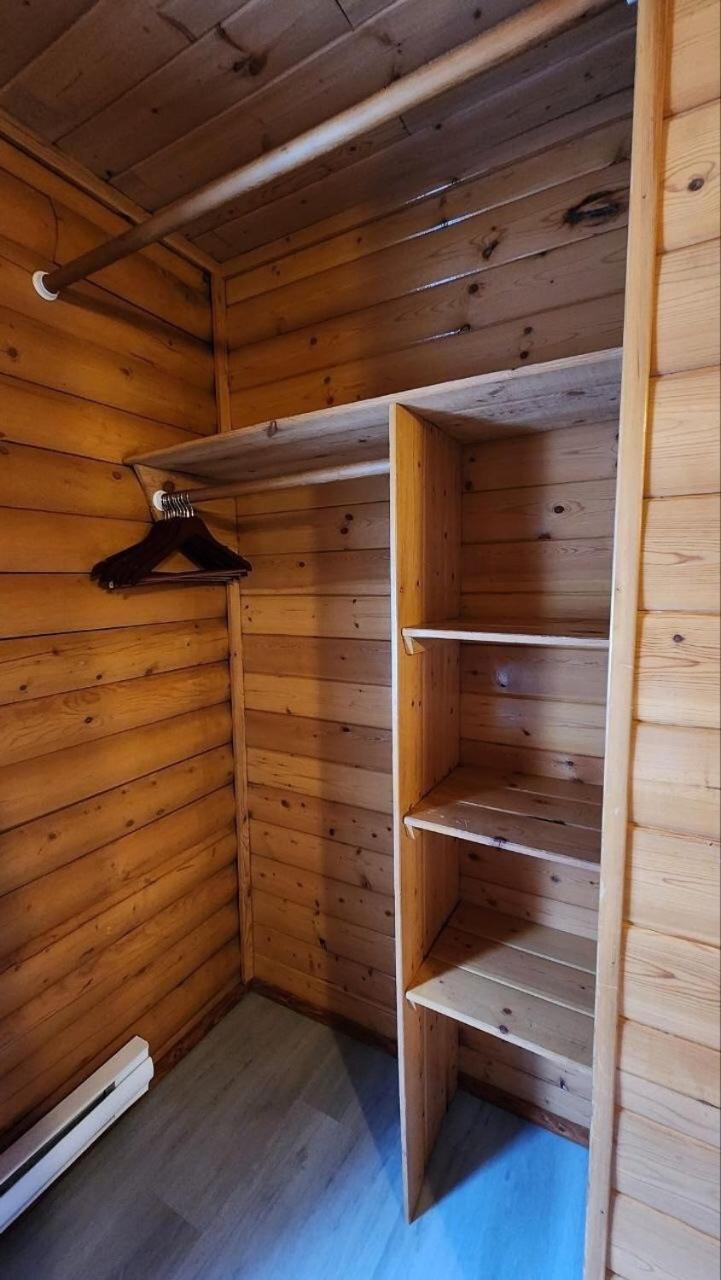 Mt. Revelstoke Alpine Chalets Екстер'єр фото